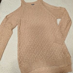 Long sleeve uncover shoulders tunic